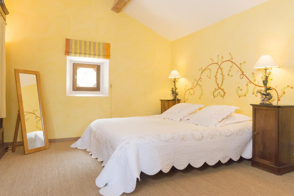 Mas Montluzia Bed & Breakfast Cascastel-des-Corbières Dış mekan fotoğraf